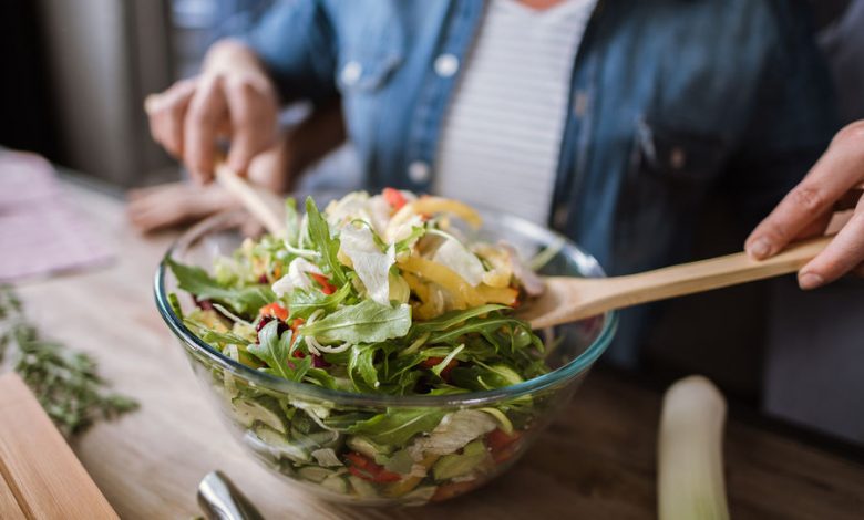 Фото - Нутрициолог предупредила о вреде овощных салатов